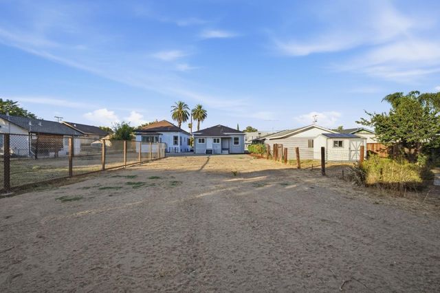 1541 Pomona Avenue, San Jose, CA 95110