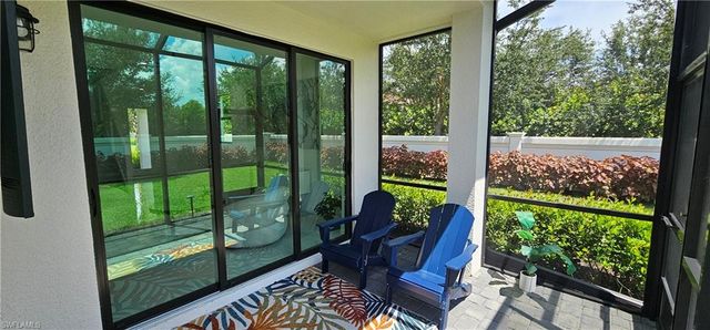 7510 Rockefeller DR, Naples, FL 34119