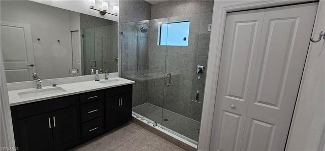7510 Rockefeller DR, Naples, FL 34119