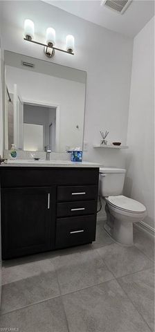 7510 Rockefeller DR, Naples, FL 34119