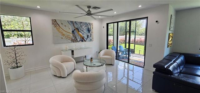 7510 Rockefeller DR, Naples, FL 34119