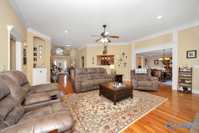 111 Engineer Court, Harvest, AL 35749