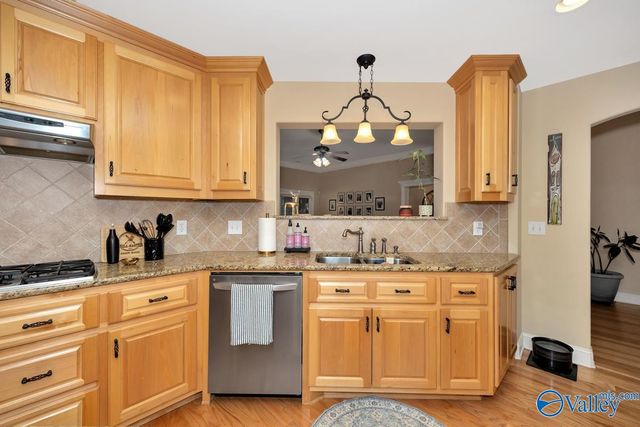 111 Engineer Court, Harvest, AL 35749