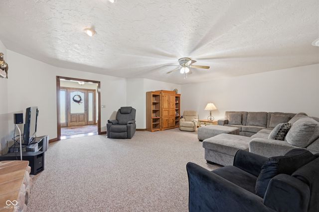1667 S 700 W, Anderson, IN 46011