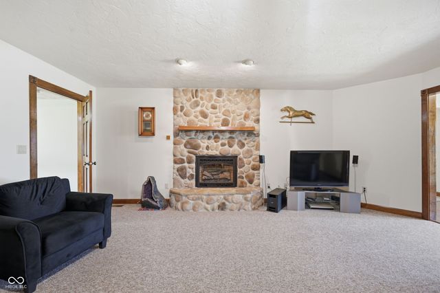 1667 S 700 W, Anderson, IN 46011