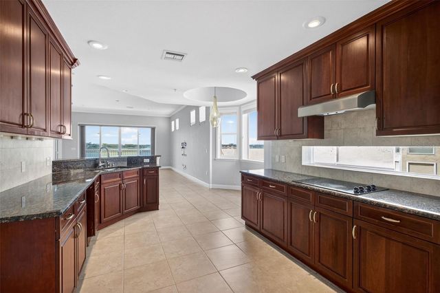 8749 THE ESPLANADE 18, Orlando, FL 32836