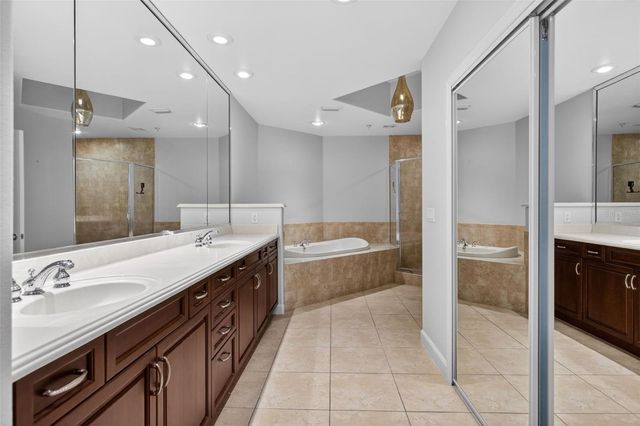 8749 THE ESPLANADE 18, Orlando, FL 32836