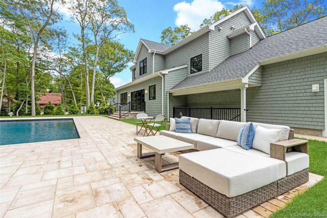 1745 Stars Road, East Marion, NY 11939