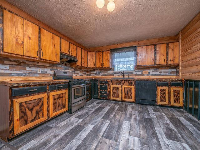 523 Cherry Grove Road, Flemingsburg, KY 41041