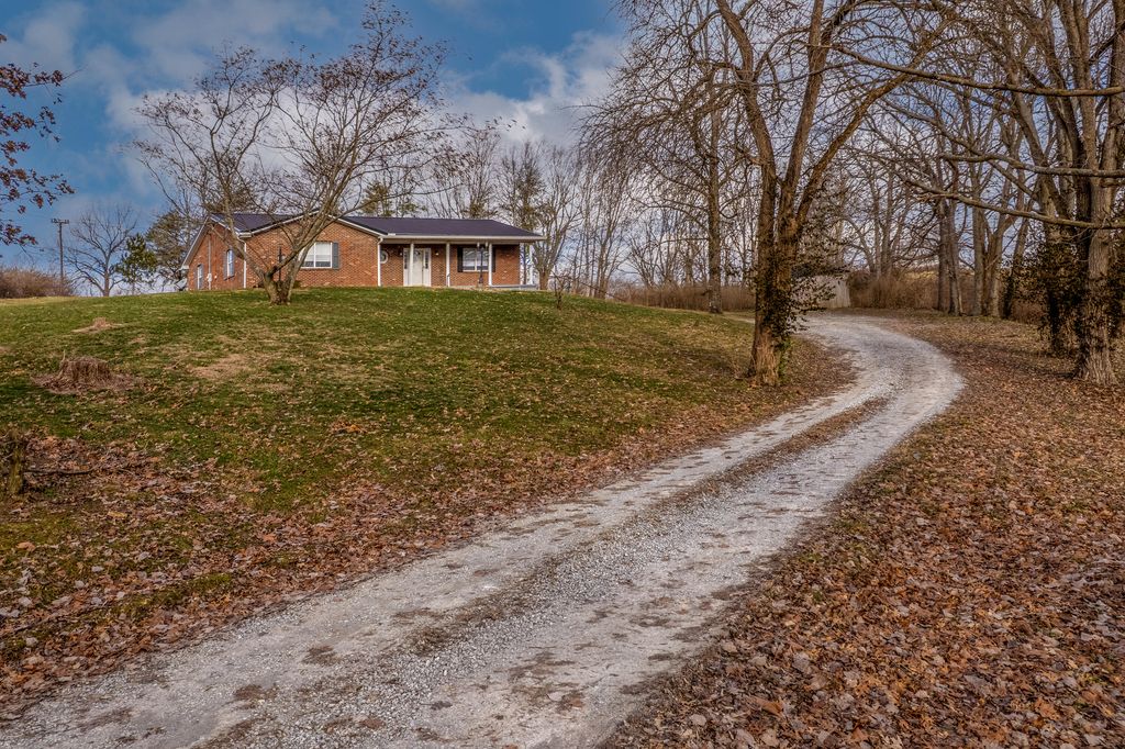 523 Cherry Grove Road, Flemingsburg, KY 41041