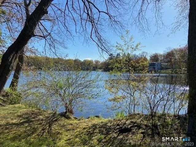 13 Club Lane, Plymouth, CT 06786