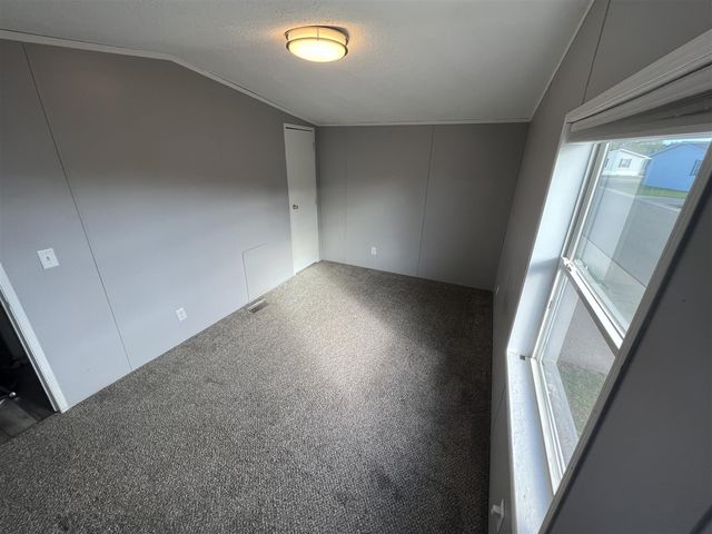 1336 John Ross Drive, Kalamazoo, MI 49009