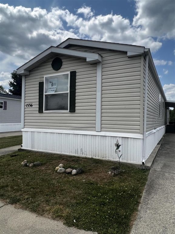 1336 John Ross Drive, Kalamazoo, MI 49009