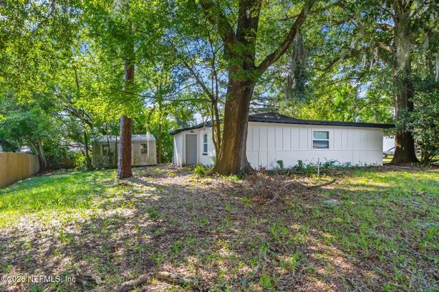 2341 LAKE LUCINA Drive, Jacksonville, FL 32211