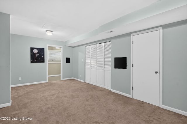 1915 Overlook Terrace, Louisville, KY 40205