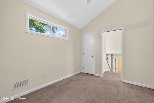 1915 Overlook Terrace, Louisville, KY 40205