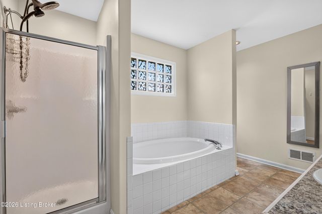 1915 Overlook Terrace, Louisville, KY 40205