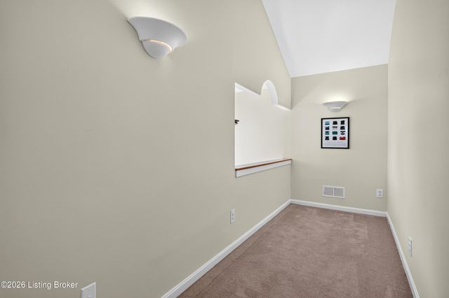 1915 Overlook Terrace, Louisville, KY 40205