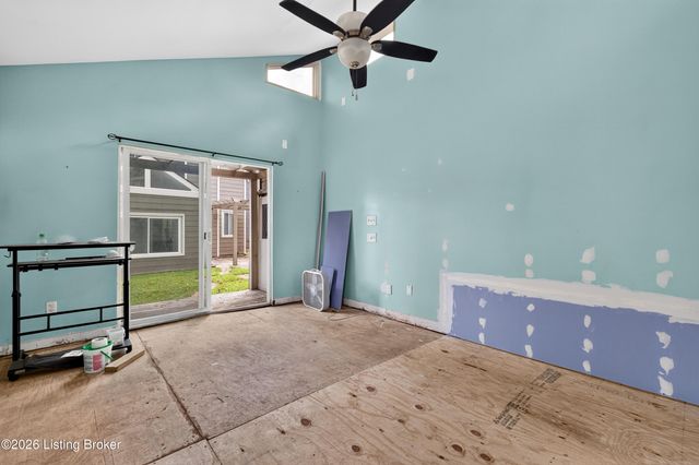 1915 Overlook Terrace, Louisville, KY 40205