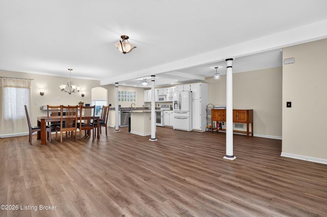 1915 Overlook Terrace, Louisville, KY 40205
