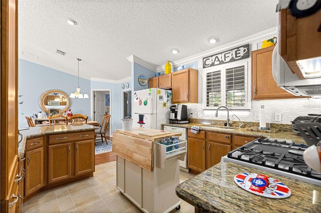 273 POMARIA PLACE, The Villages, FL 32162