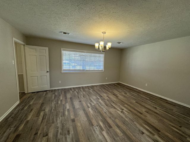 3006 59th Street, Lubbock, TX 79413