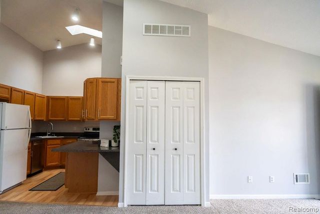 23273 Bunte Court, Brownstown Charter Township, MI 48183