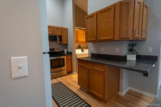 23273 Bunte Court, Brownstown Charter Township, MI 48183