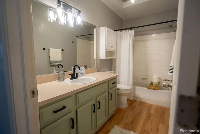 23273 Bunte Court, Brownstown Charter Township, MI 48183