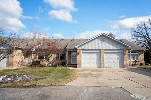 23273 Bunte Court, Brownstown Charter Township, MI 48183