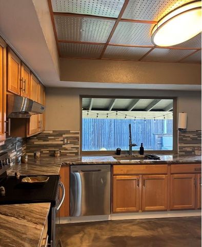 5024 Pemberton Lane, The Colony, TX 75056