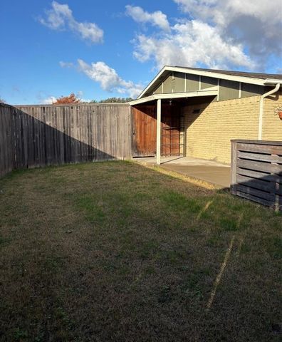 5024 Pemberton Lane, The Colony, TX 75056