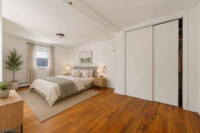 322 E Jersey St, Elizabeth City, NJ 07206