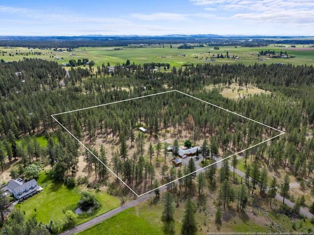 16423 S Maple Rd, Spokane, WA 99224