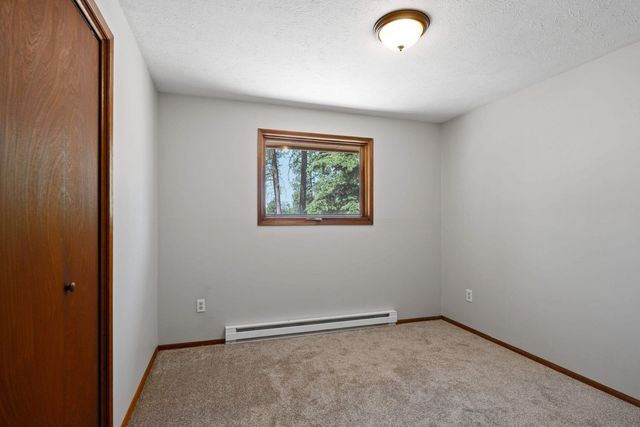 16423 S Maple Rd, Spokane, WA 99224