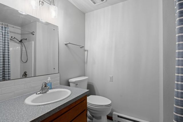 16423 S Maple Rd, Spokane, WA 99224