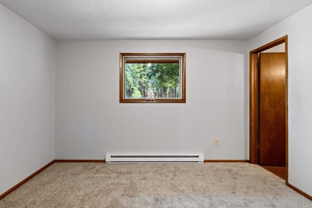16423 S Maple Rd, Spokane, WA 99224