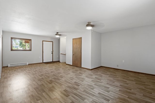 16423 S Maple Rd, Spokane, WA 99224