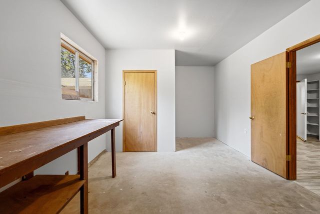 16423 S Maple Rd, Spokane, WA 99224