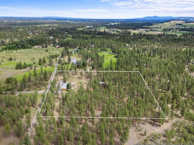 16423 S Maple Rd, Spokane, WA 99224