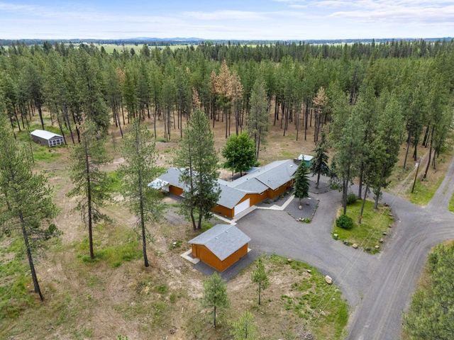 16423 S Maple Rd, Spokane, WA 99224