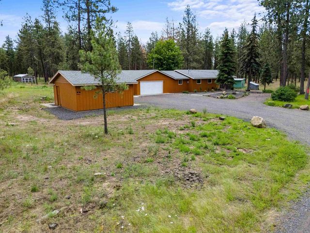 16423 S Maple Rd, Spokane, WA 99224