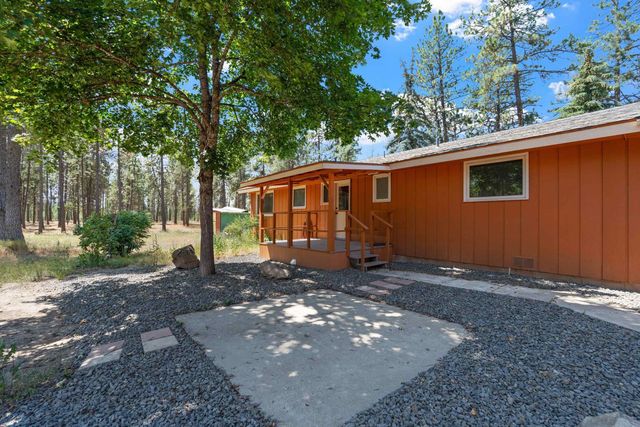 16423 S Maple Rd, Spokane, WA 99224