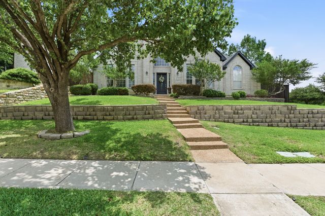 2013 Le Mans Drive, Carrollton, TX 75006