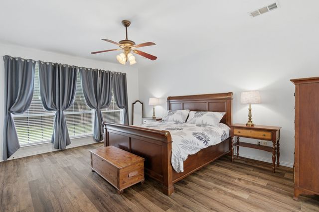 2013 Le Mans Drive, Carrollton, TX 75006