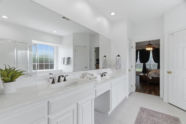 2013 Le Mans Drive, Carrollton, TX 75006