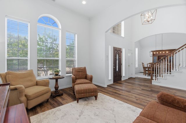 2013 Le Mans Drive, Carrollton, TX 75006