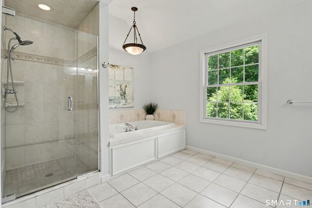 41 Grindstone Lane, Monroe, CT 06468