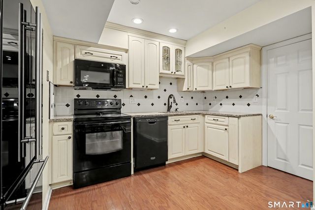 41 Grindstone Lane, Monroe, CT 06468