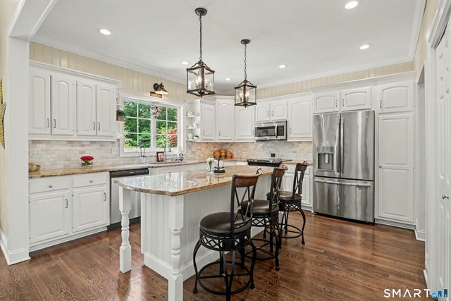 41 Grindstone Lane, Monroe, CT 06468